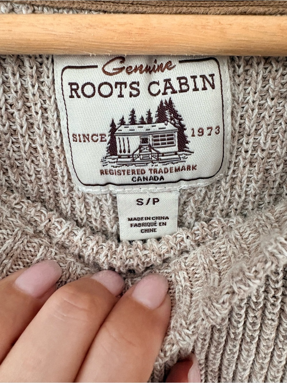 Roots Cabin Chunky Cotton Blend Crewneck Sweater | Oatmeal | Small - Picture 4 of 10